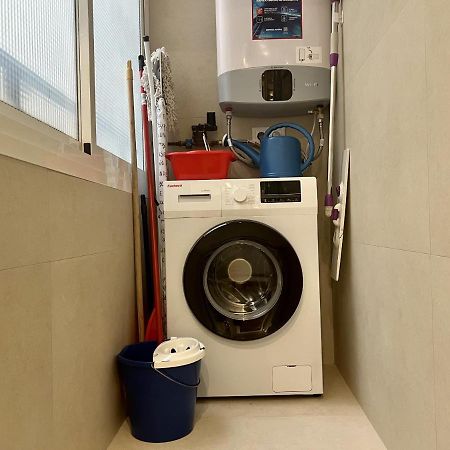 Cozy San Cristobal Apartment In Heart Of Alicante Esterno foto