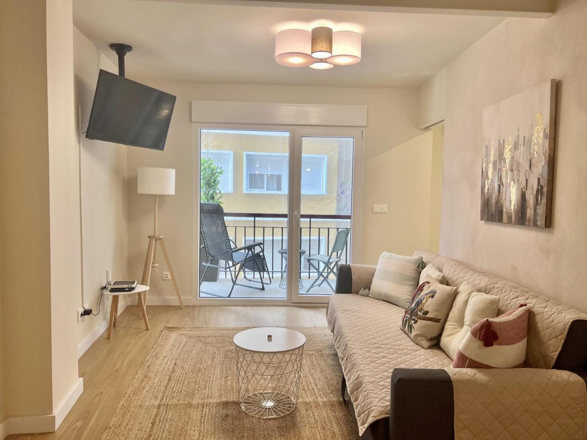 Cozy San Cristobal Apartment In Heart Of Alicante Esterno foto