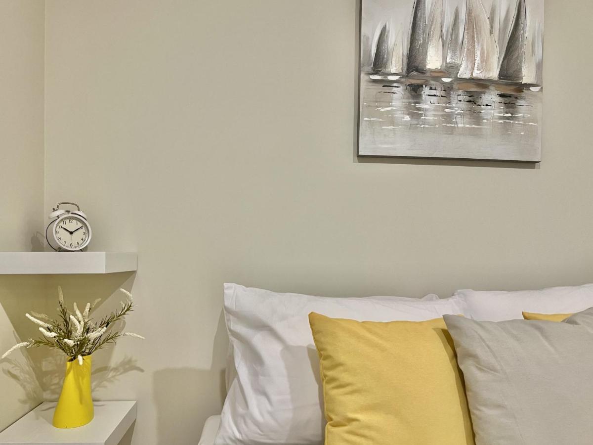 Cozy San Cristobal Apartment In Heart Of Alicante Esterno foto
